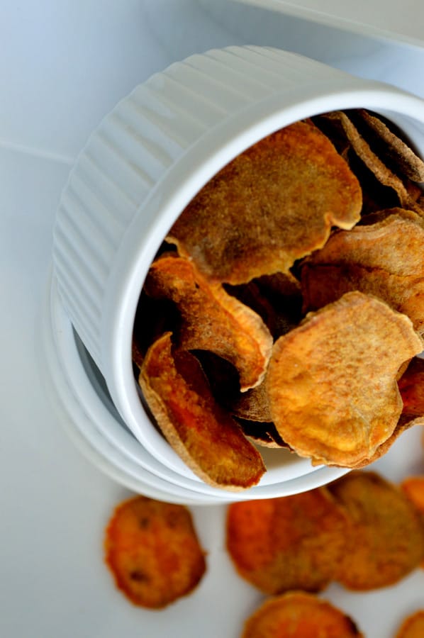 Baked sweet potato chips