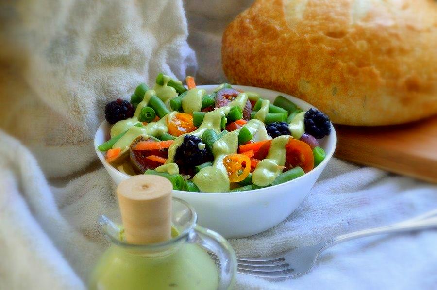 Garden green salad