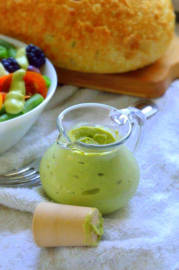 Creamy avocado dressing