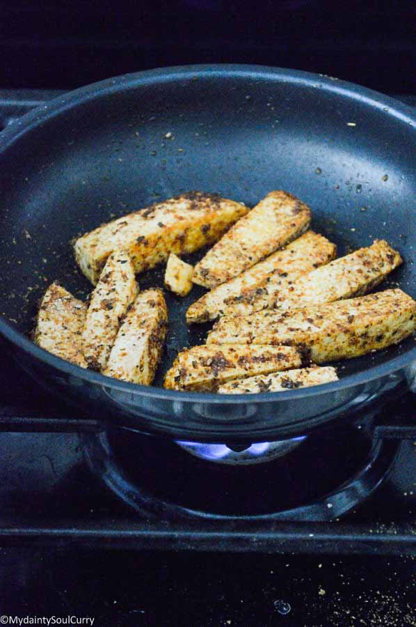 How to cook tofu in a pan