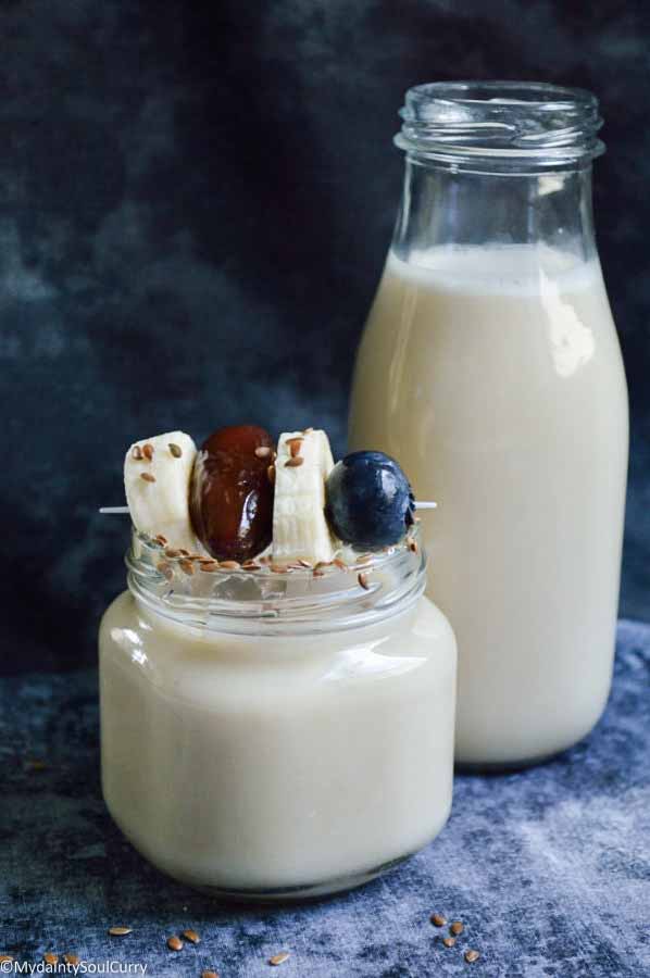 Flaxseed milk walnut milk