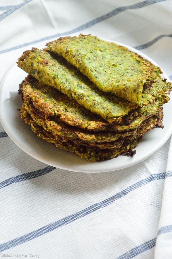 vegan low-carb zucchini tortillas/rotis