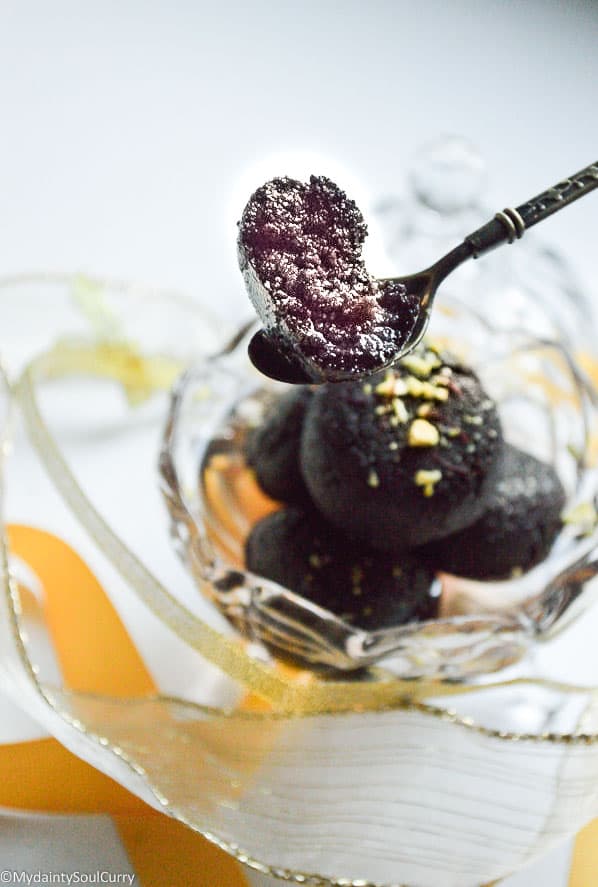 baked low-carb sugar-free kala jamun