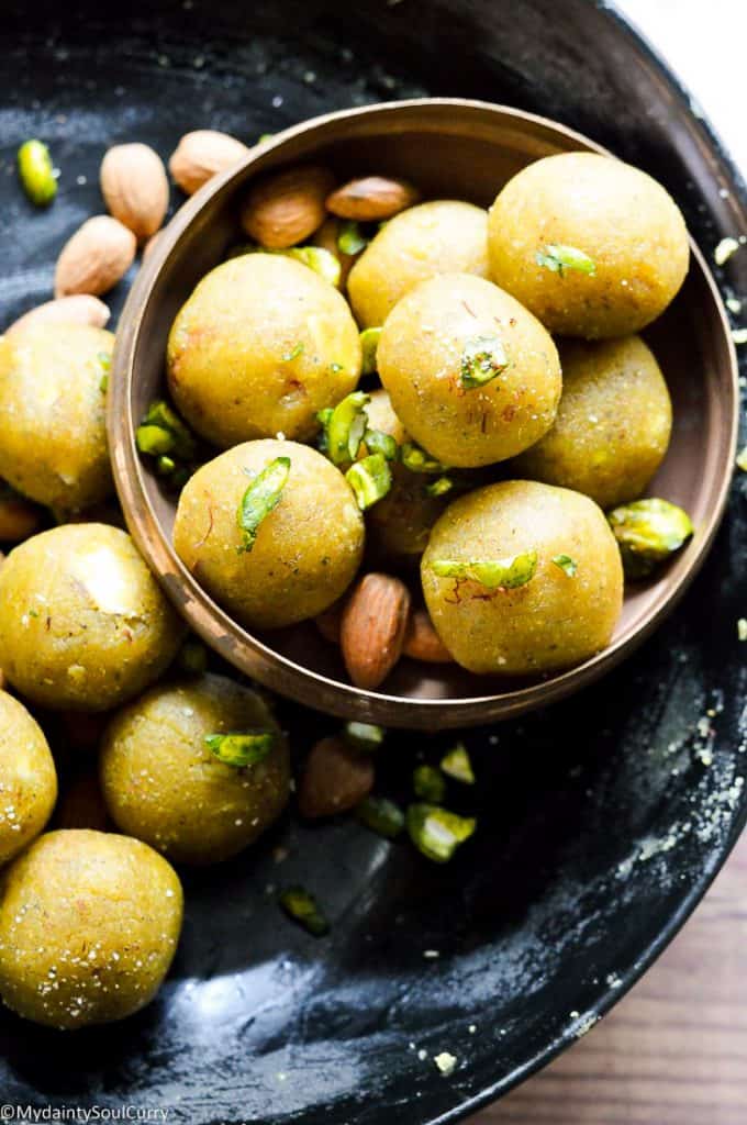 Thandai Keto Ladoo