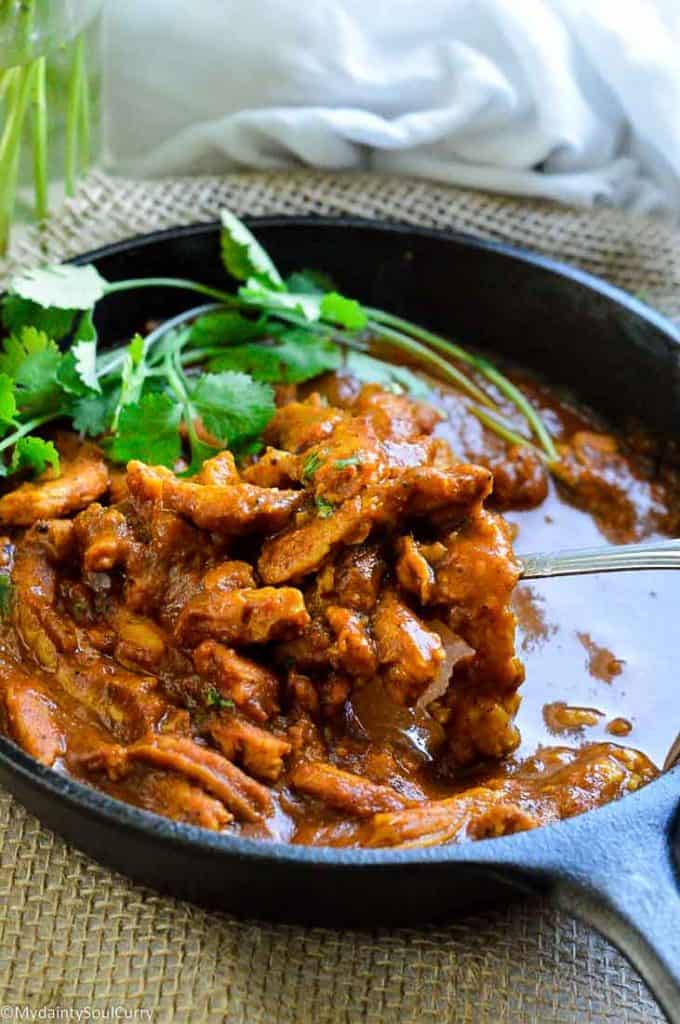 Vindaloo Curry with soy curls and homemade vindaloo paste