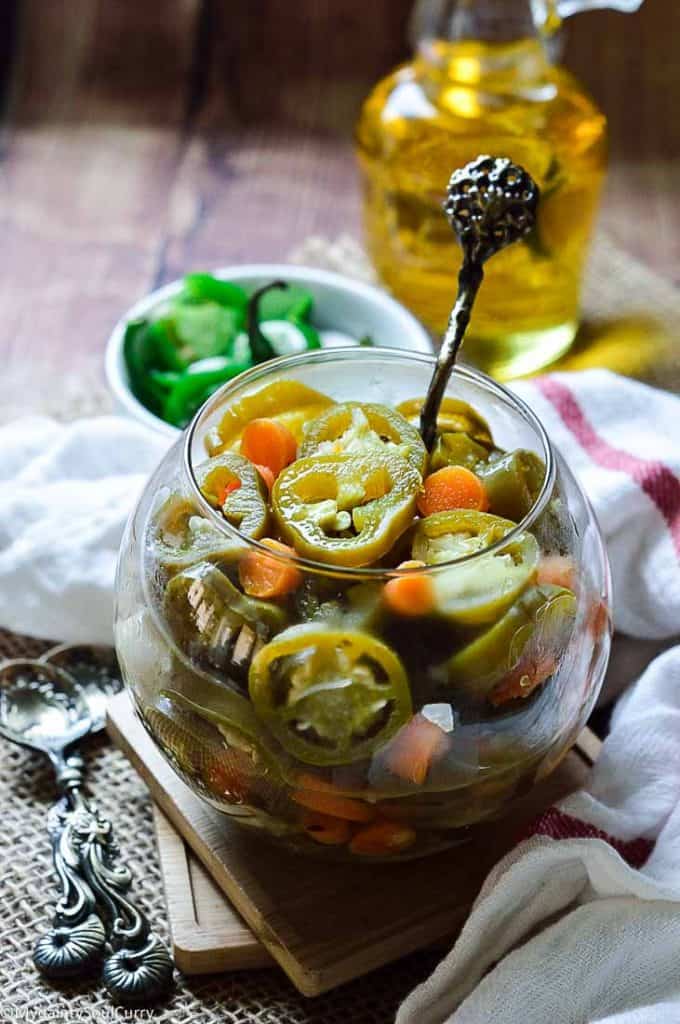 Easy ways to make Pickled Jalapenos 