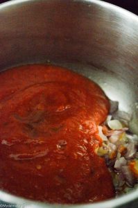 How to make tikka masala sauce
