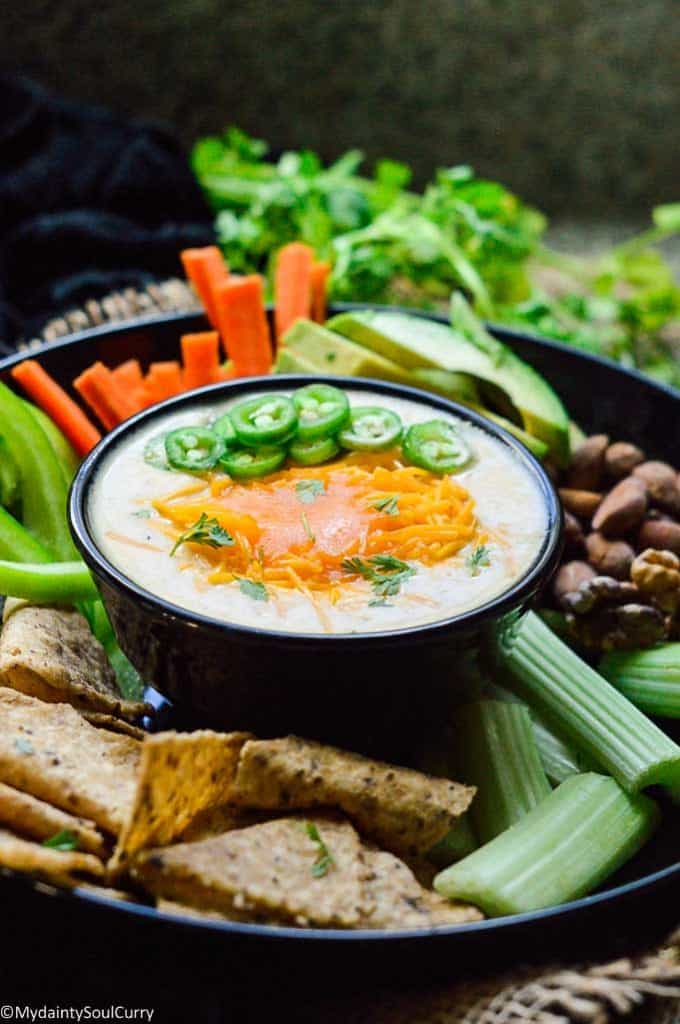 Keto cauliflower queso dip