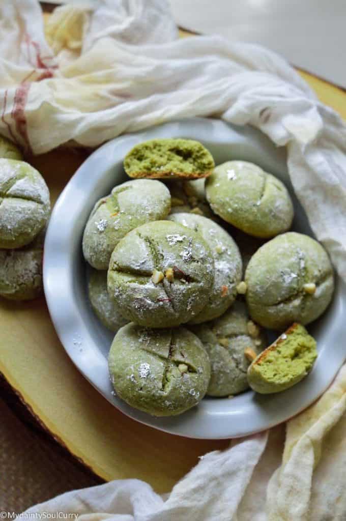 Indian cookies with pistachios and cardamom