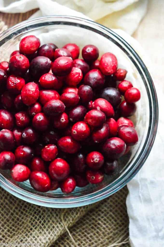 Fresh cranberries for cranberry sauce