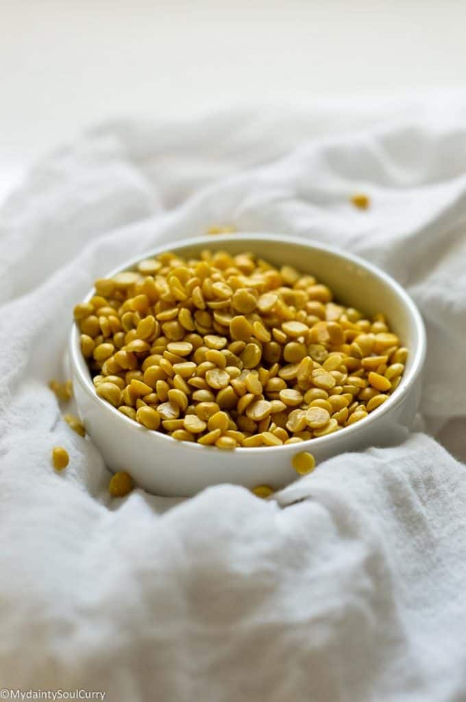 Toor dal dry in a cup