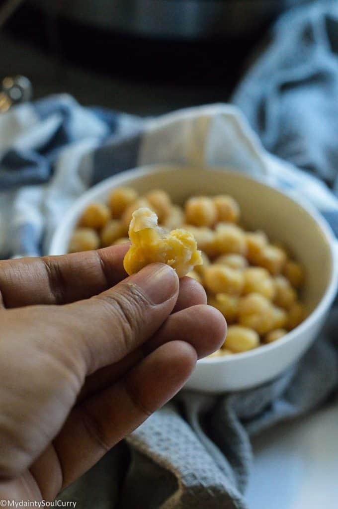 Soft cooked chickpea
