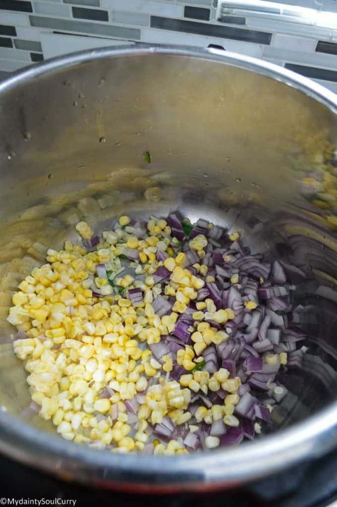 Cooking white bean mexican soup