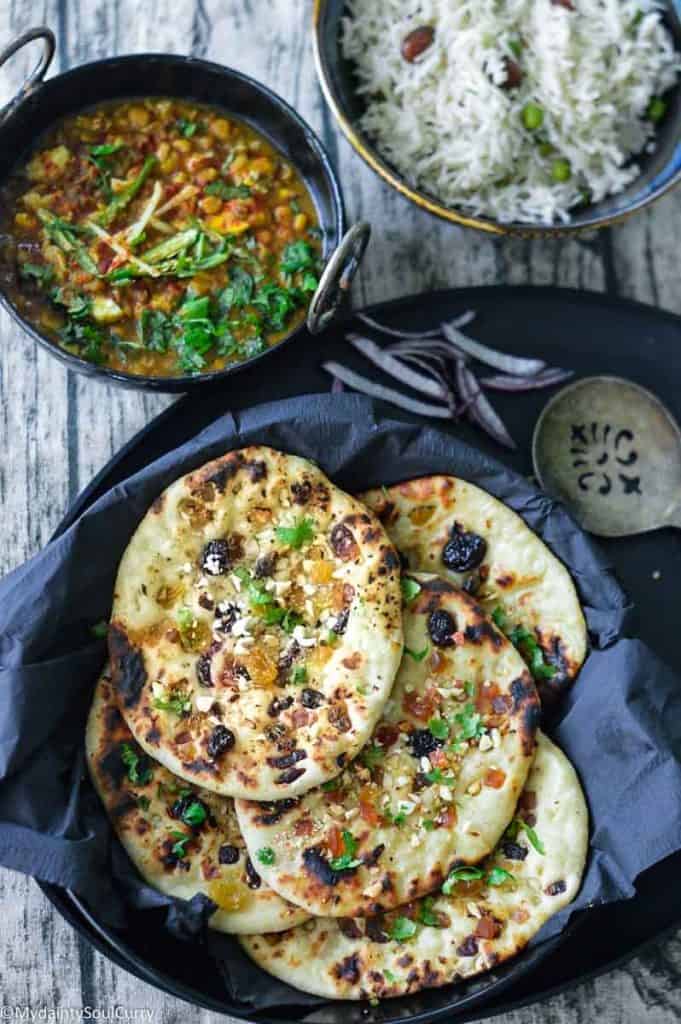 Naan with curry