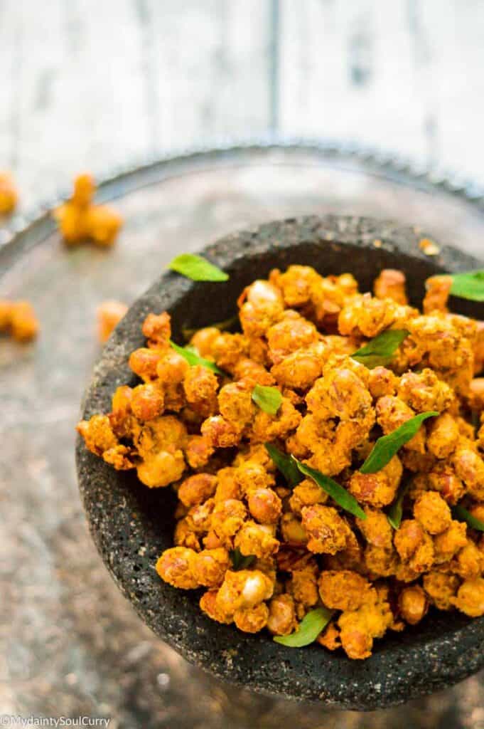 Air-fryer masala peanuts