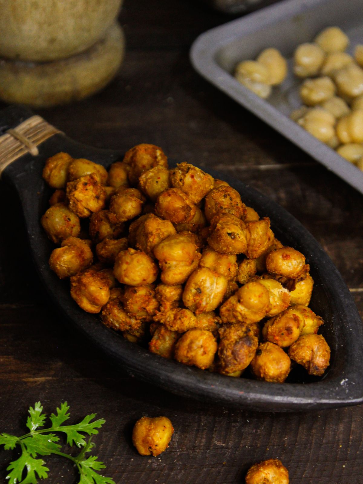 Yummy Air Fryer Crunchy Spicy Chickpeas