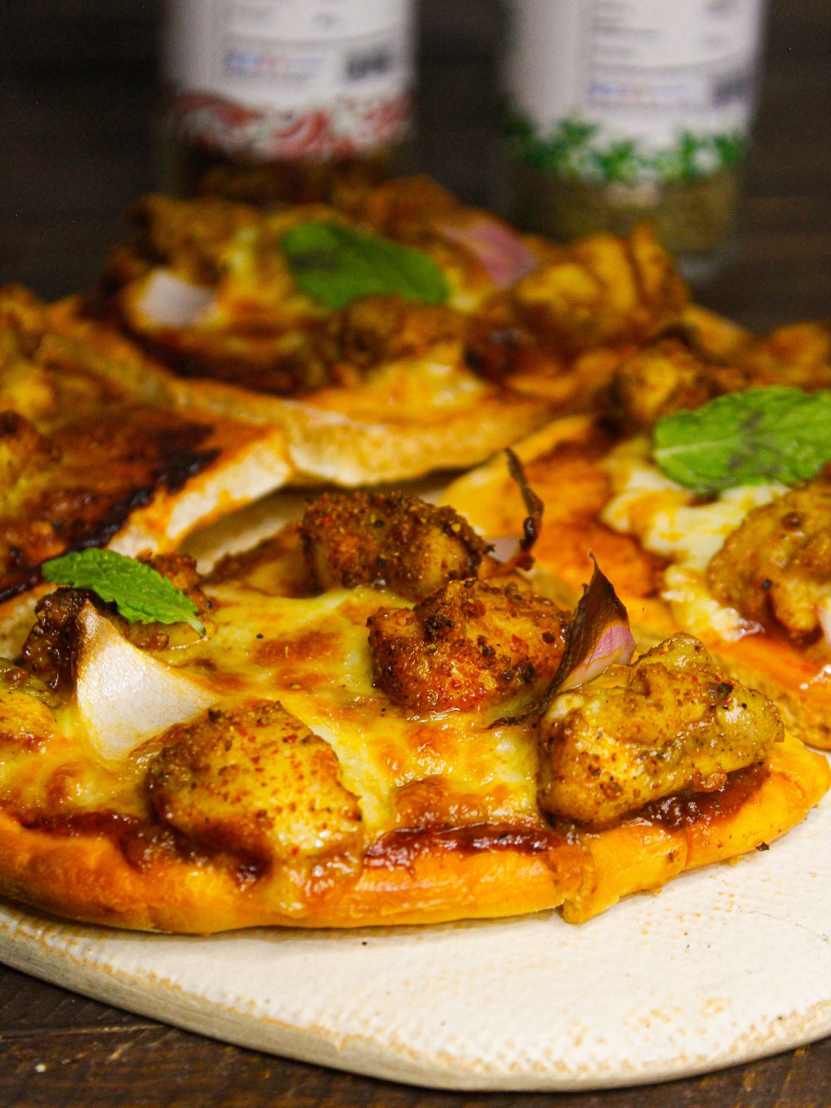 Yummy Tandoori Chicken Pizza