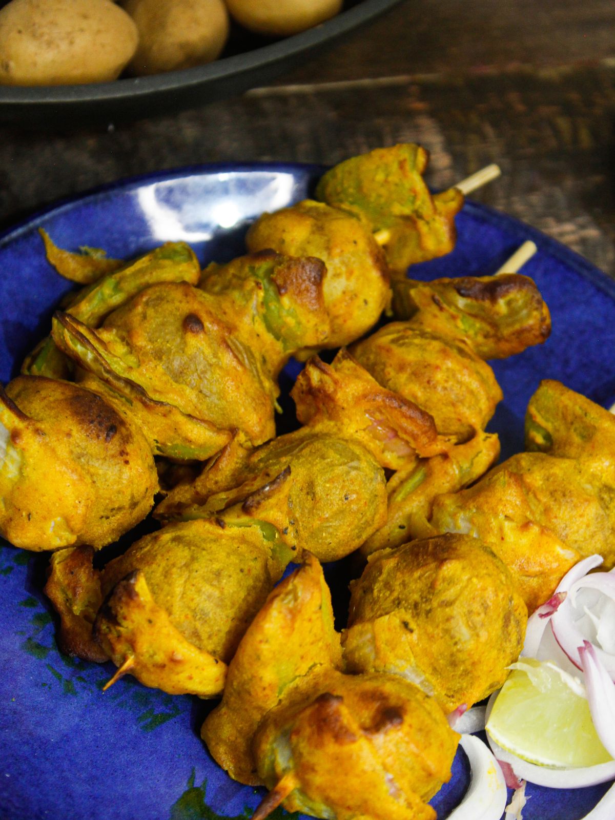 Yummy Tandoori Potatoes With Green Chutney