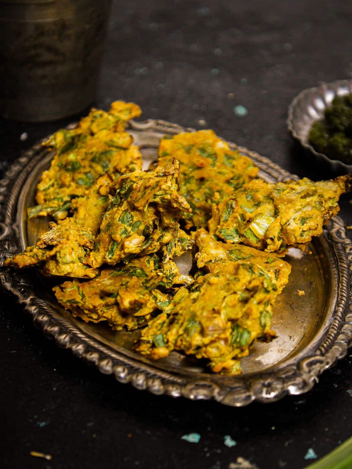 Yummy Air Fried Spring Onion Pakoras with Green Chutney and Salad