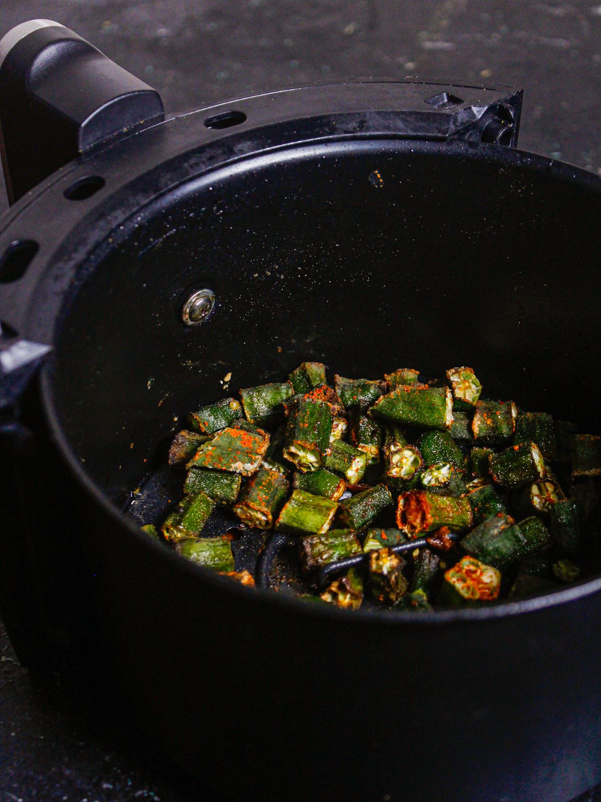 Air fry the lady fingers in air fryer