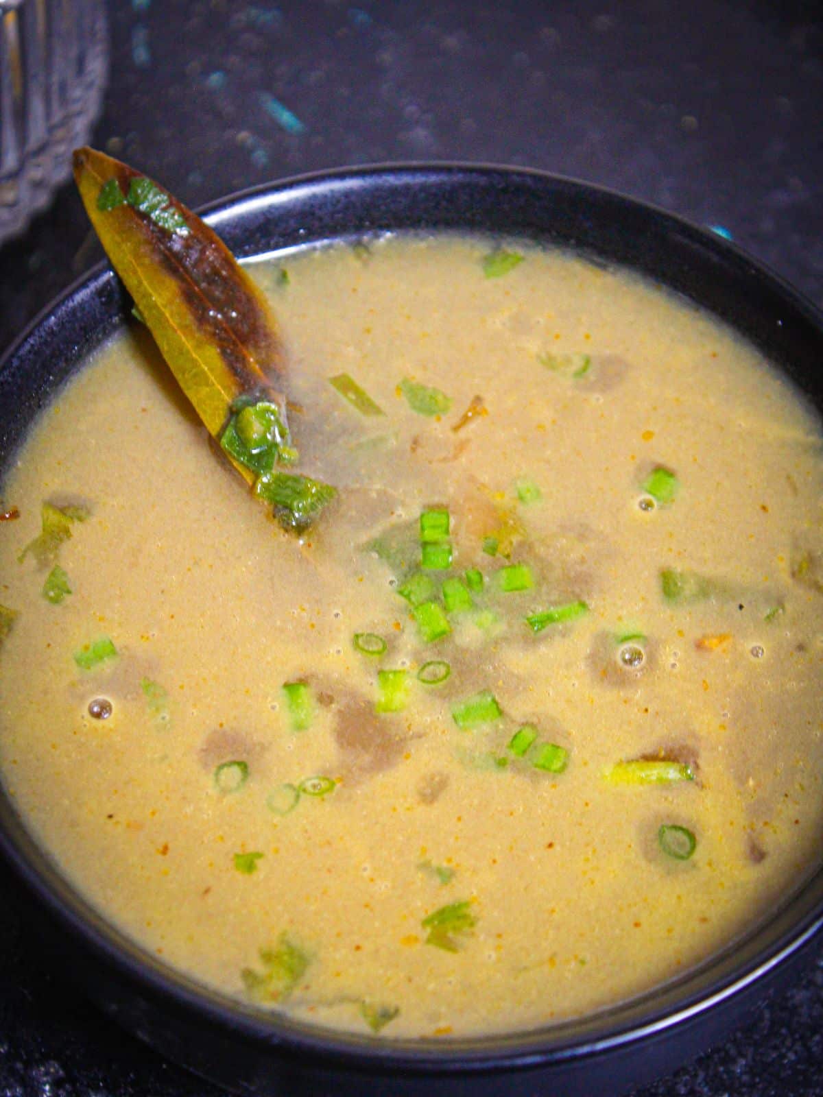 Yummy Instant Pot Spring Onion and Coriander Soup