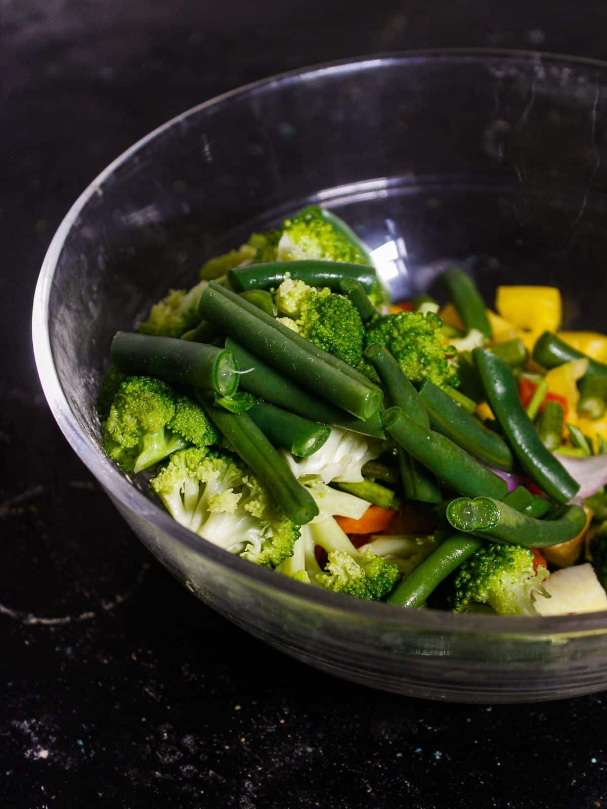 Add haricot beans into the bowl 