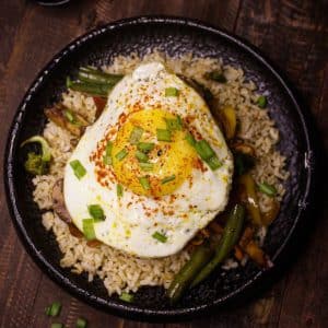 Featured Img of Stir Fry Brown Rice Bowl