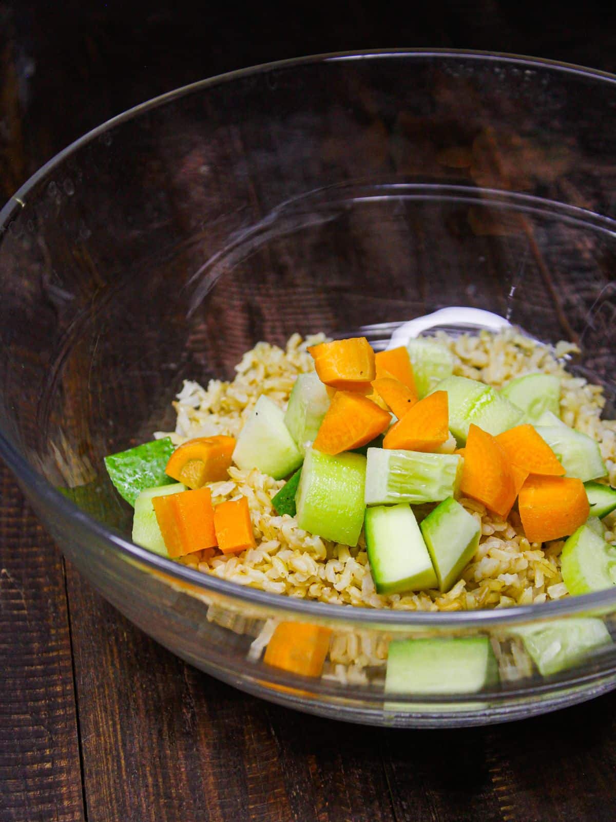 Add chopped carrot into the bowl 