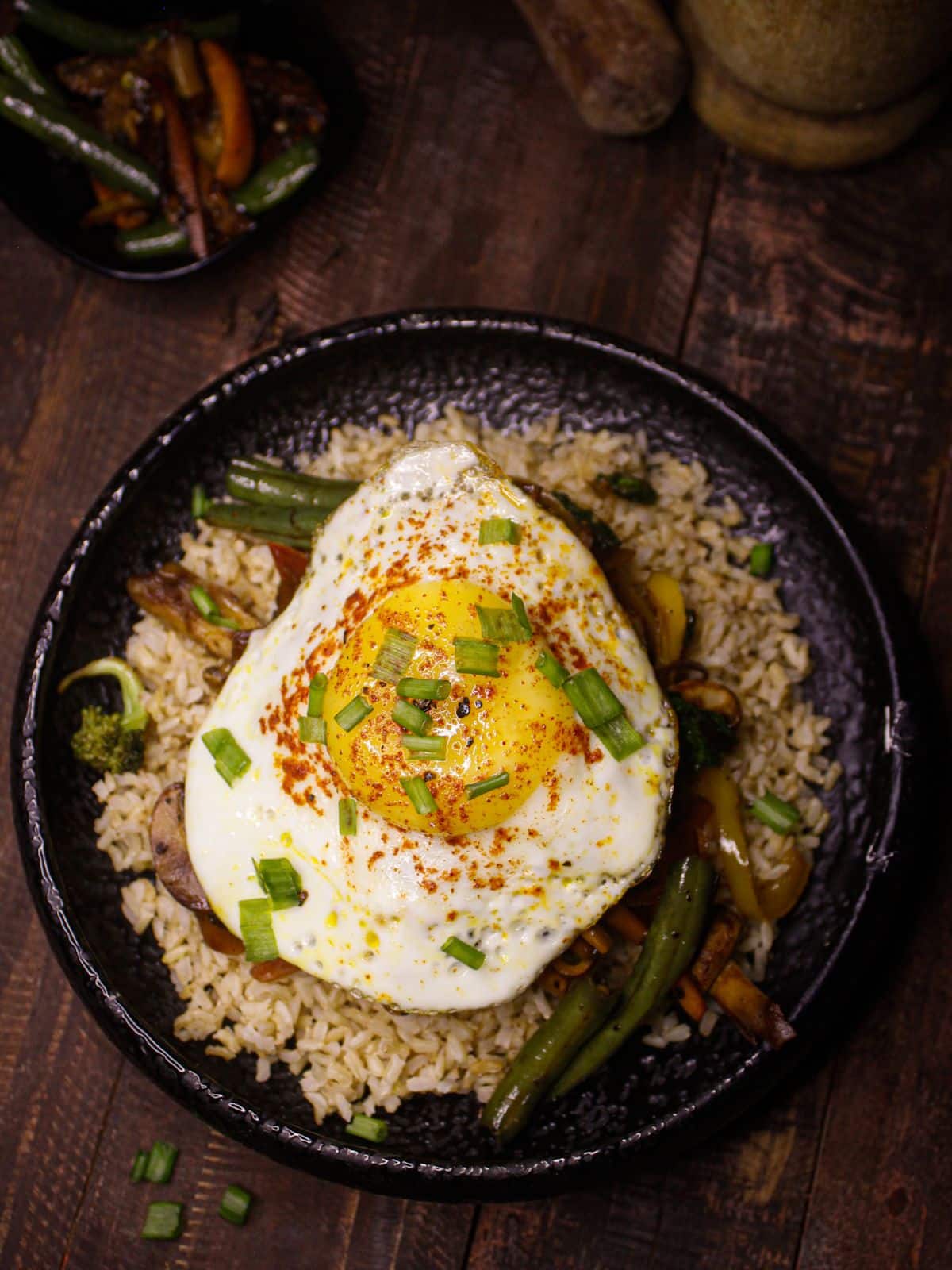 Yummy and delicious Stir Fry Brown Rice Bowl