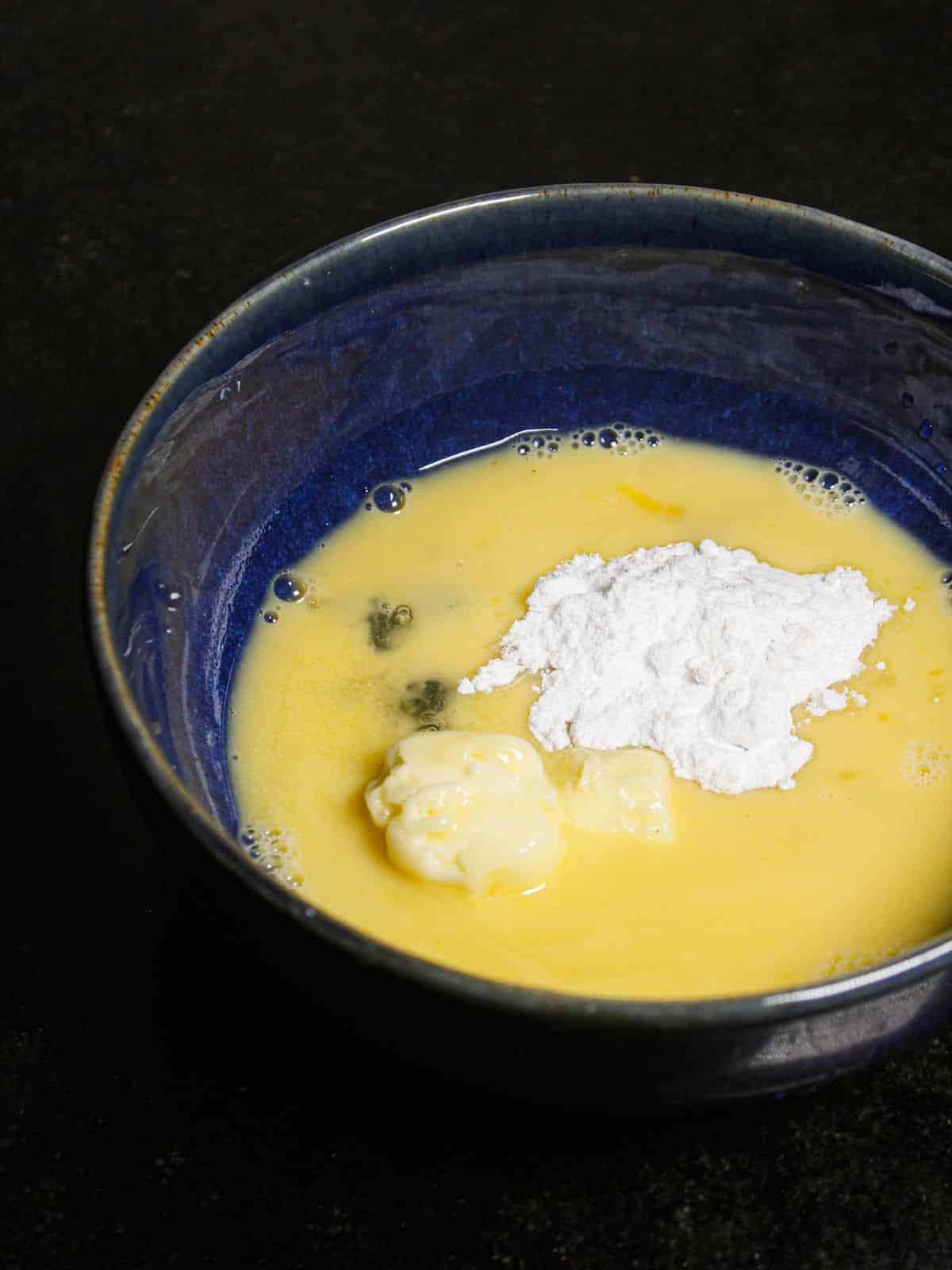 Take eggs, butter, sugar, vanilla extract in a bowl and whisk