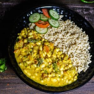Featured Img of Soyabean Curry with Brown Rice