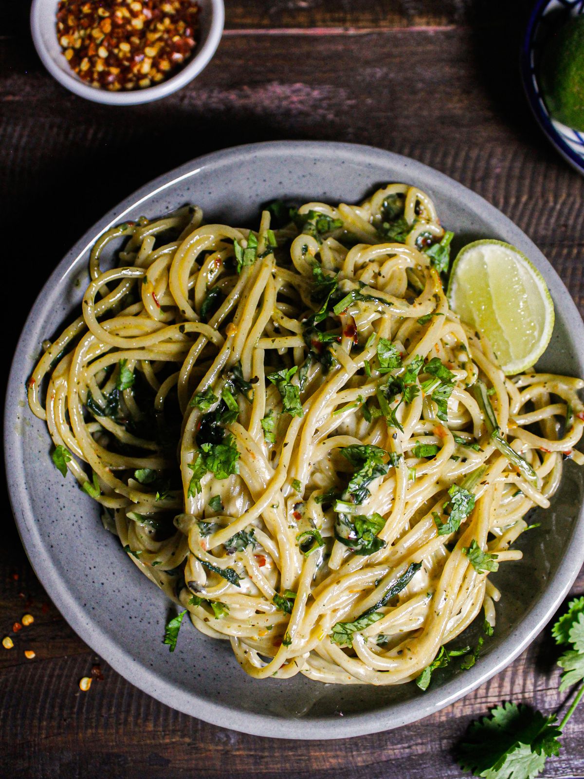 Creamy Lemony Whole Wheat Spaghetti with Garlic and Spinach