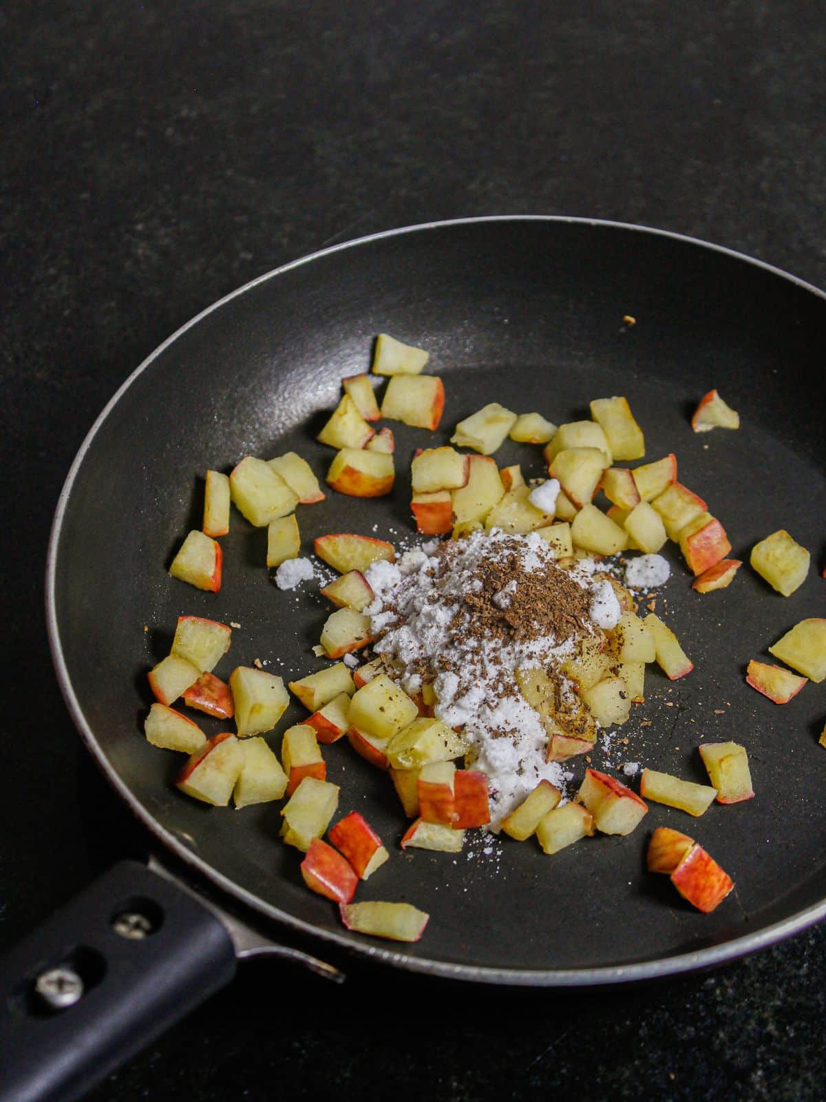 Add powdered sugar, cinnamon powder, butter and mix well 