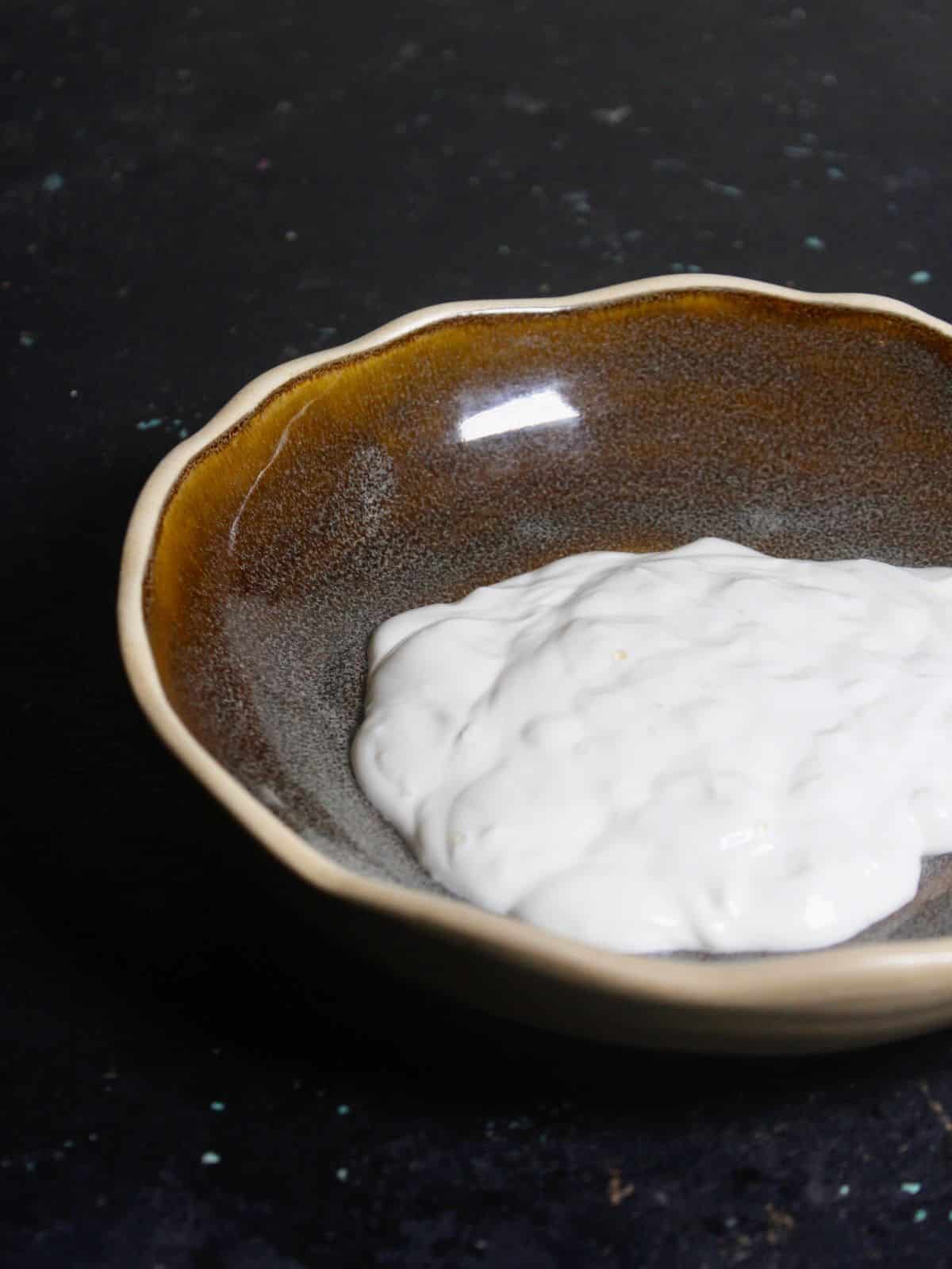 Take cream in a bowl 