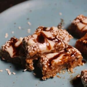 Featured Img of Peanut Bites With Chocolate Filling
