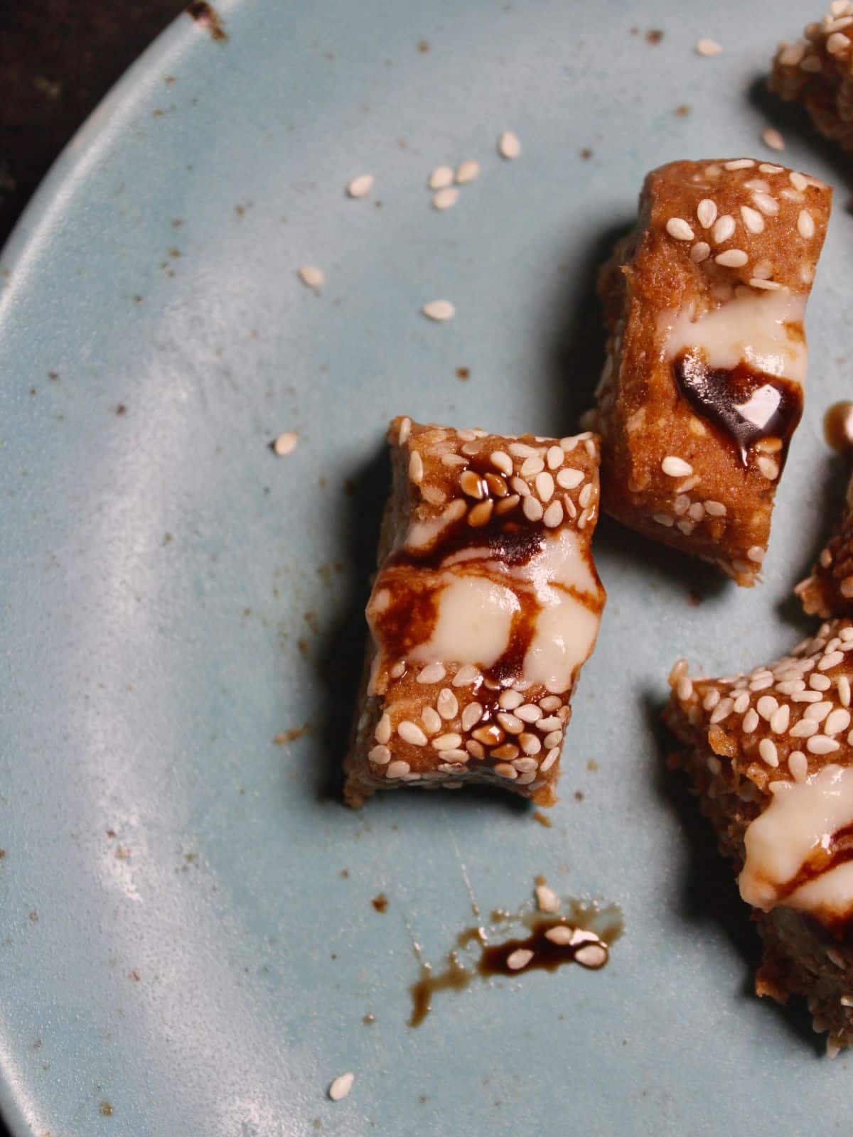 Few pieces of Peanut Bites With Chocolate Filling