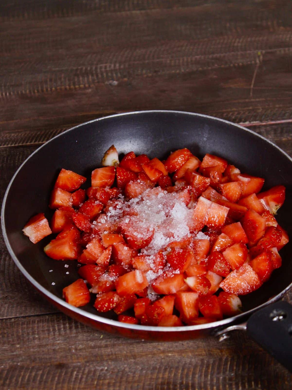 add lemon juice to the pan 