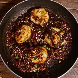 Featured Img of Dumplings With Hot Garlic Sauce