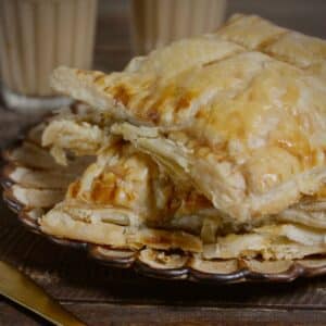 Featured Img of Spinach and Corn Puff Pastry