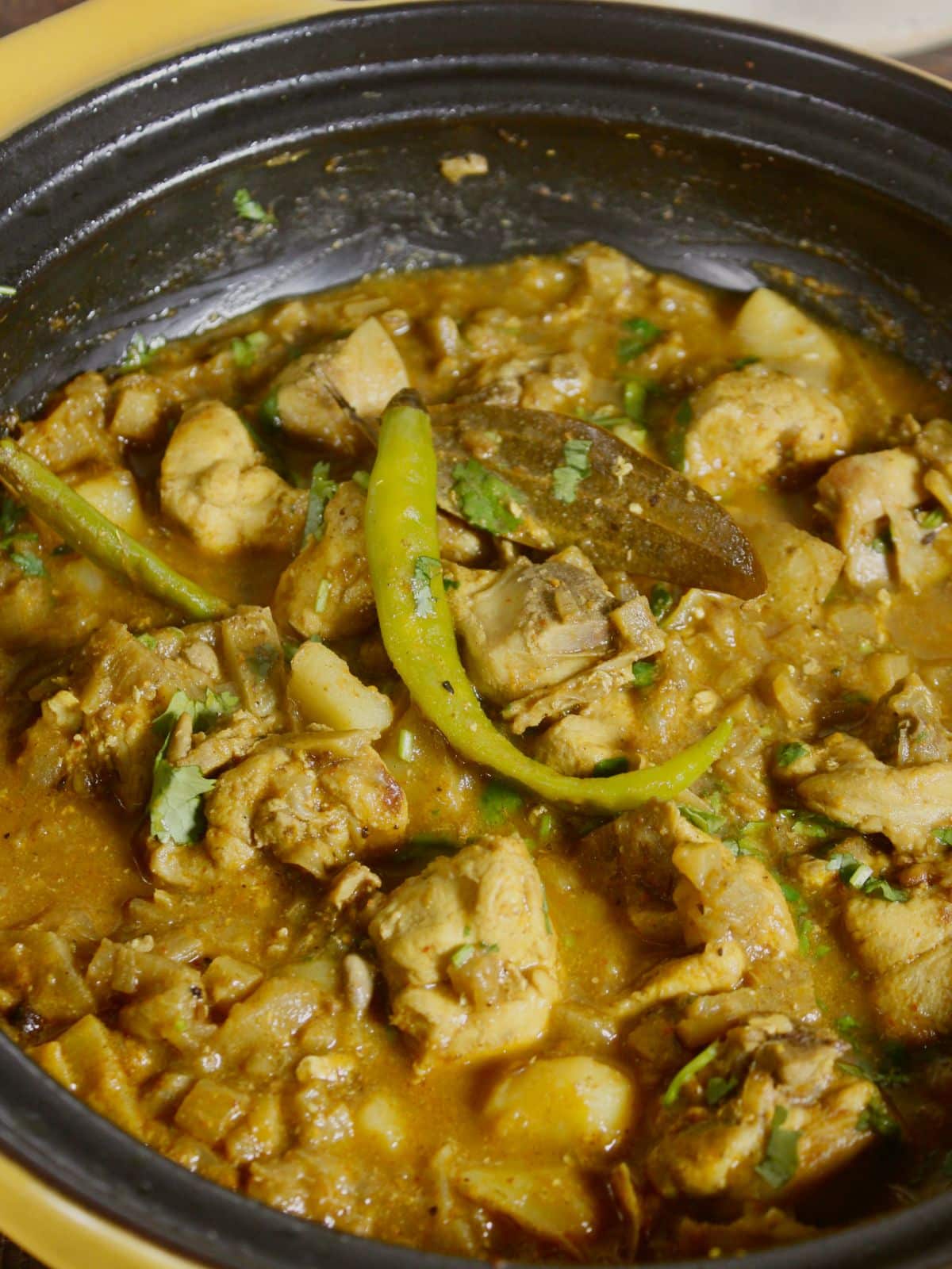 hot banana stem chicken curry