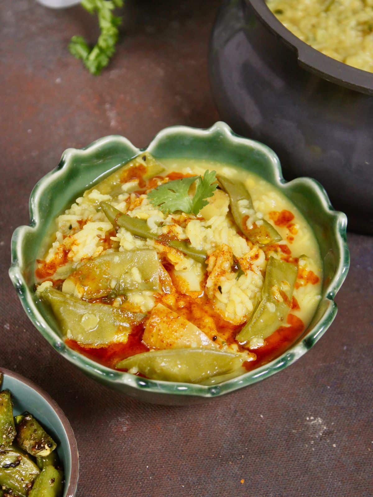 top view image of broad beans khichdi