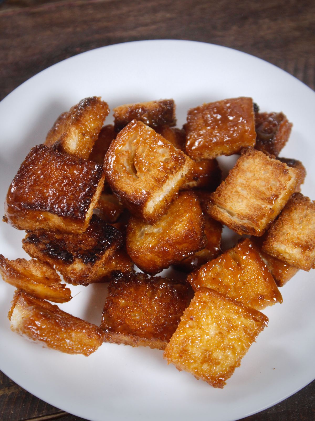 over the top view image of caramel bread popcorn