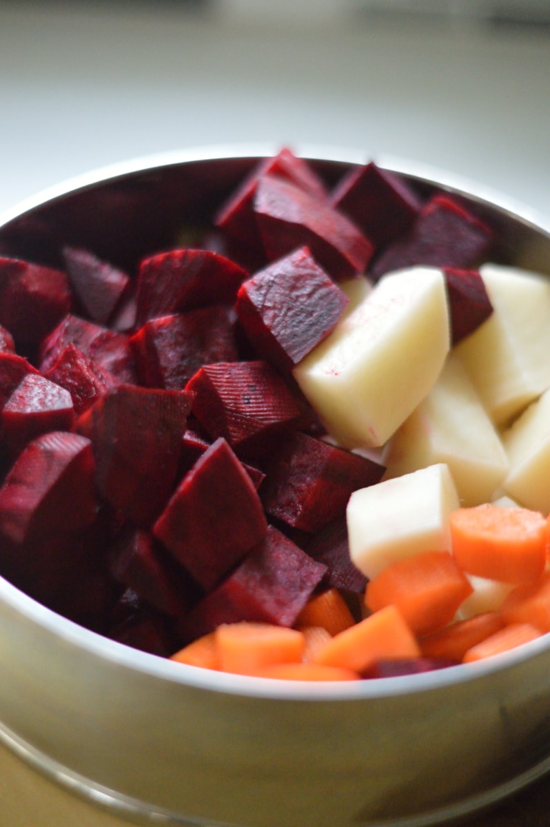 A bowl of mixed chopped veggies.