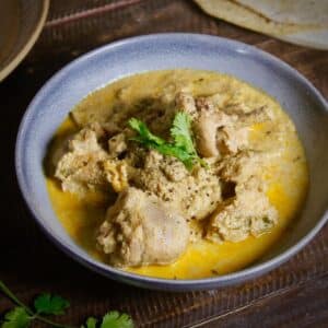 Featured Img of Mustard Chicken in Pressure Cooker