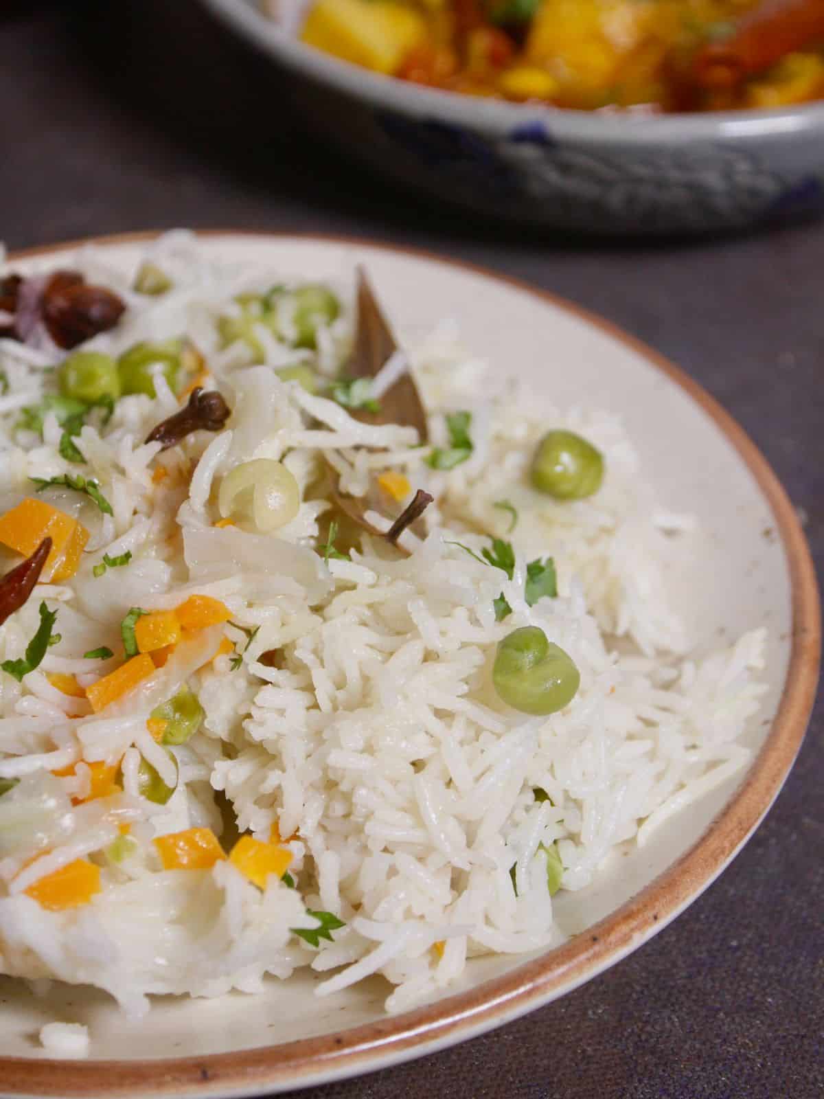zoom in image of ghee vegetable pulao