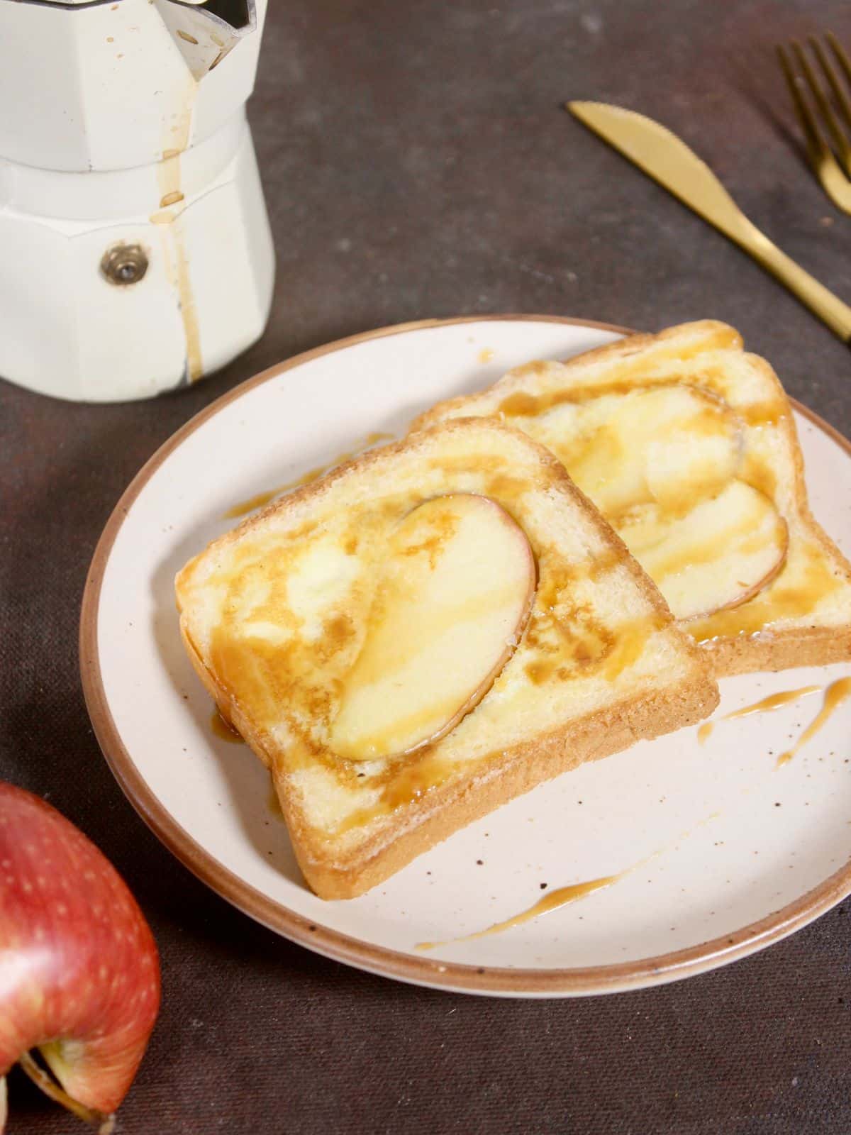 yummy French toast with apple twist