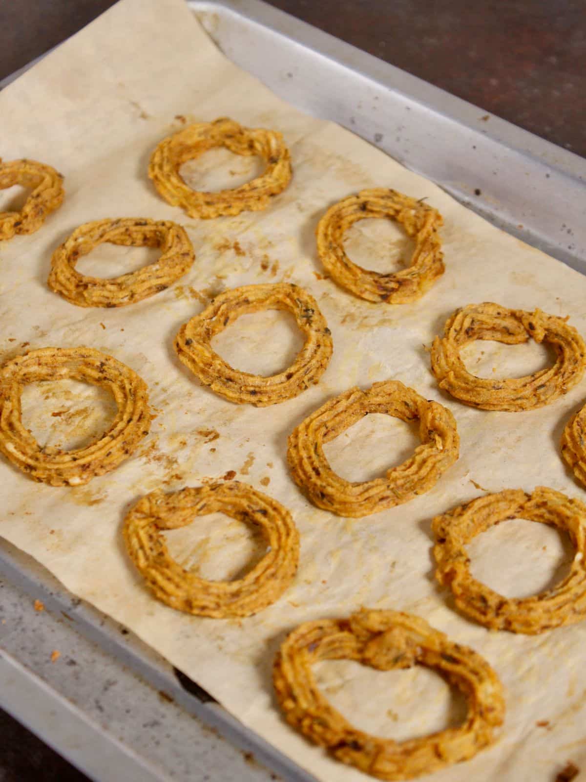 crispy potato rings ready to enjoy with tea or coffee