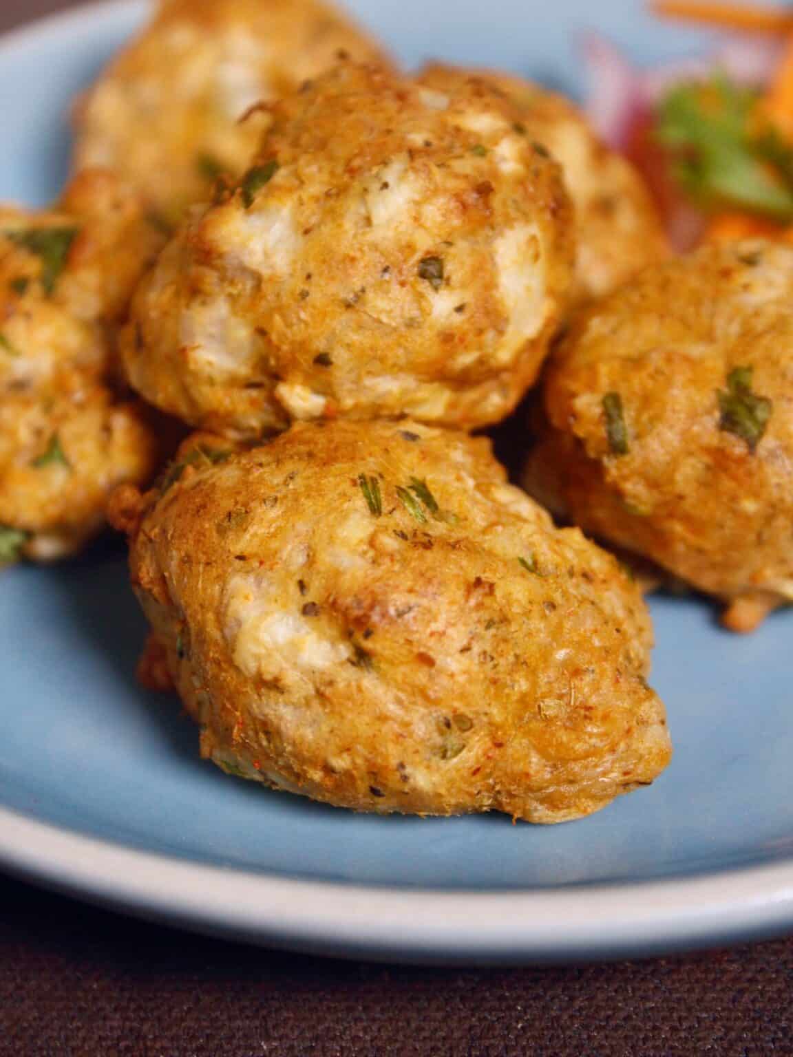 Air Fried Raw Banana Fritters My Dainty Soul Curry