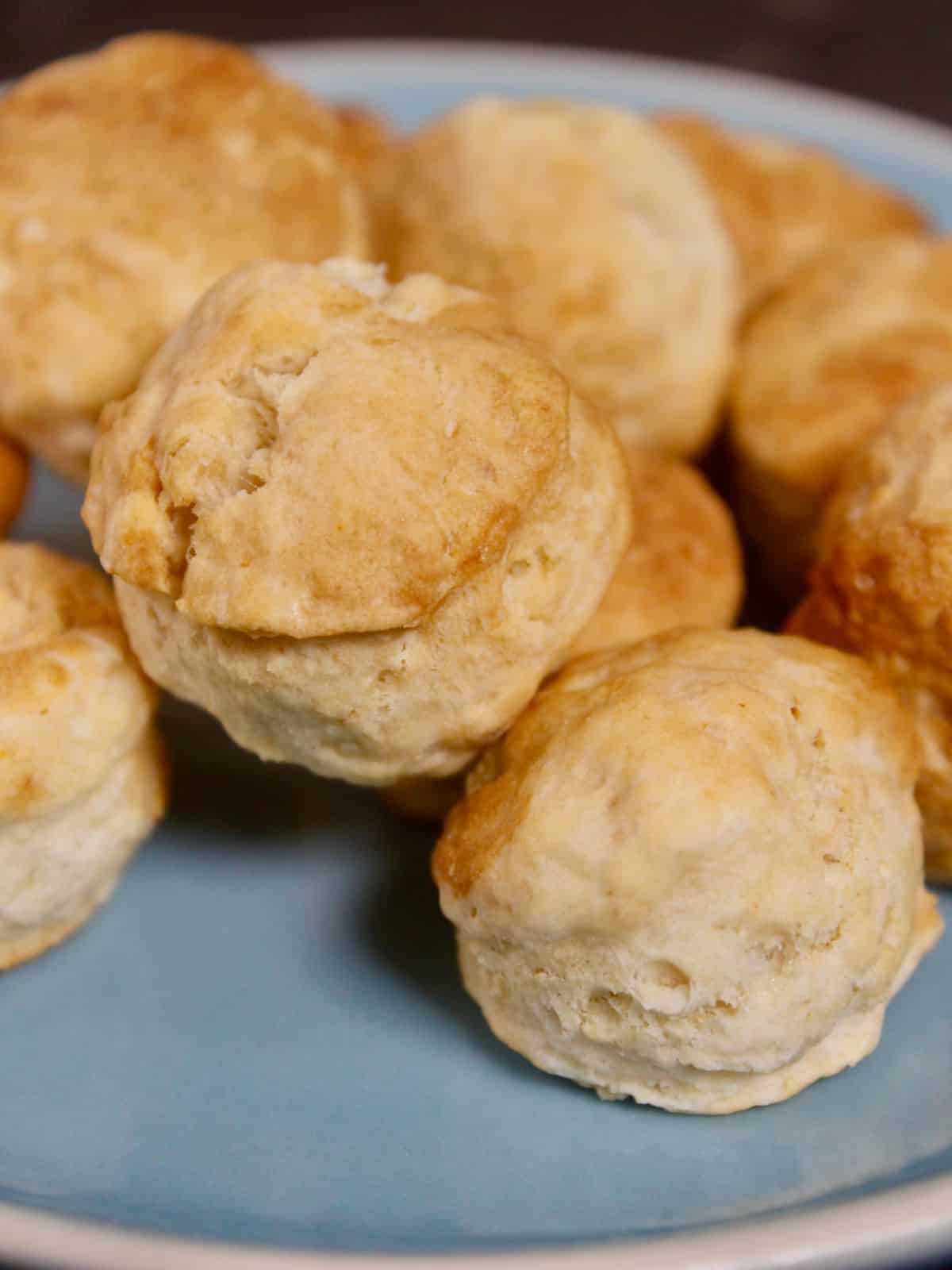 yummy air fried buttermilk biscuits