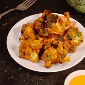 Featured Img of Air Fried Buffalo Broccoli Bites